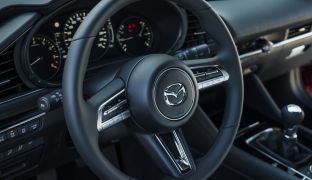 Mazda 3: хэтчбек NEW