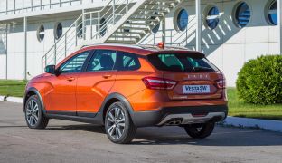 Lada Vesta SW Cross 2022