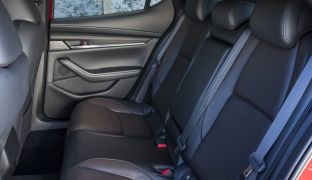 Mazda 3: хэтчбек NEW