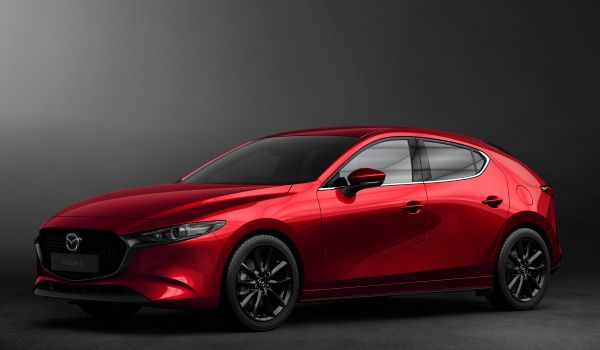Mazda 3 хэтчбек