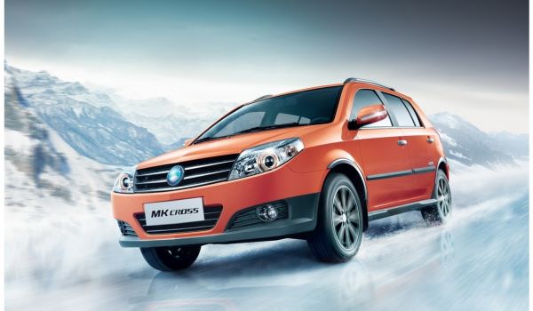 Geely MK Cross
